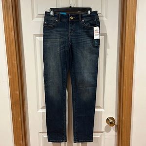 INC International Concepts Skinny Leg Curvy Fit Jeans, Size 2 Short